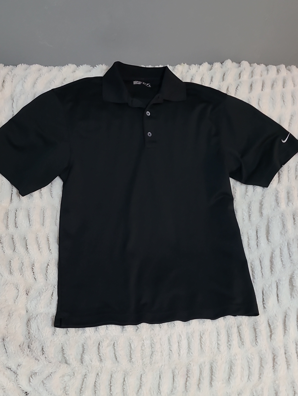 Nike Men’s Black Polo Shirt with Subtle Sleeve Swoosh